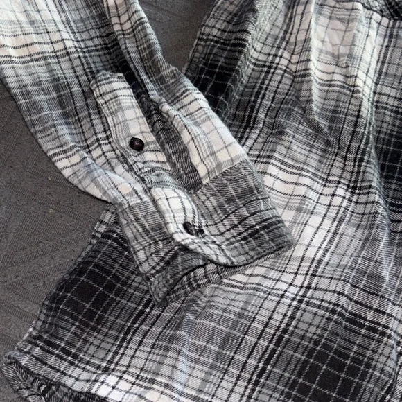 Plaid Button Down Shirt - Picture 4 of 7